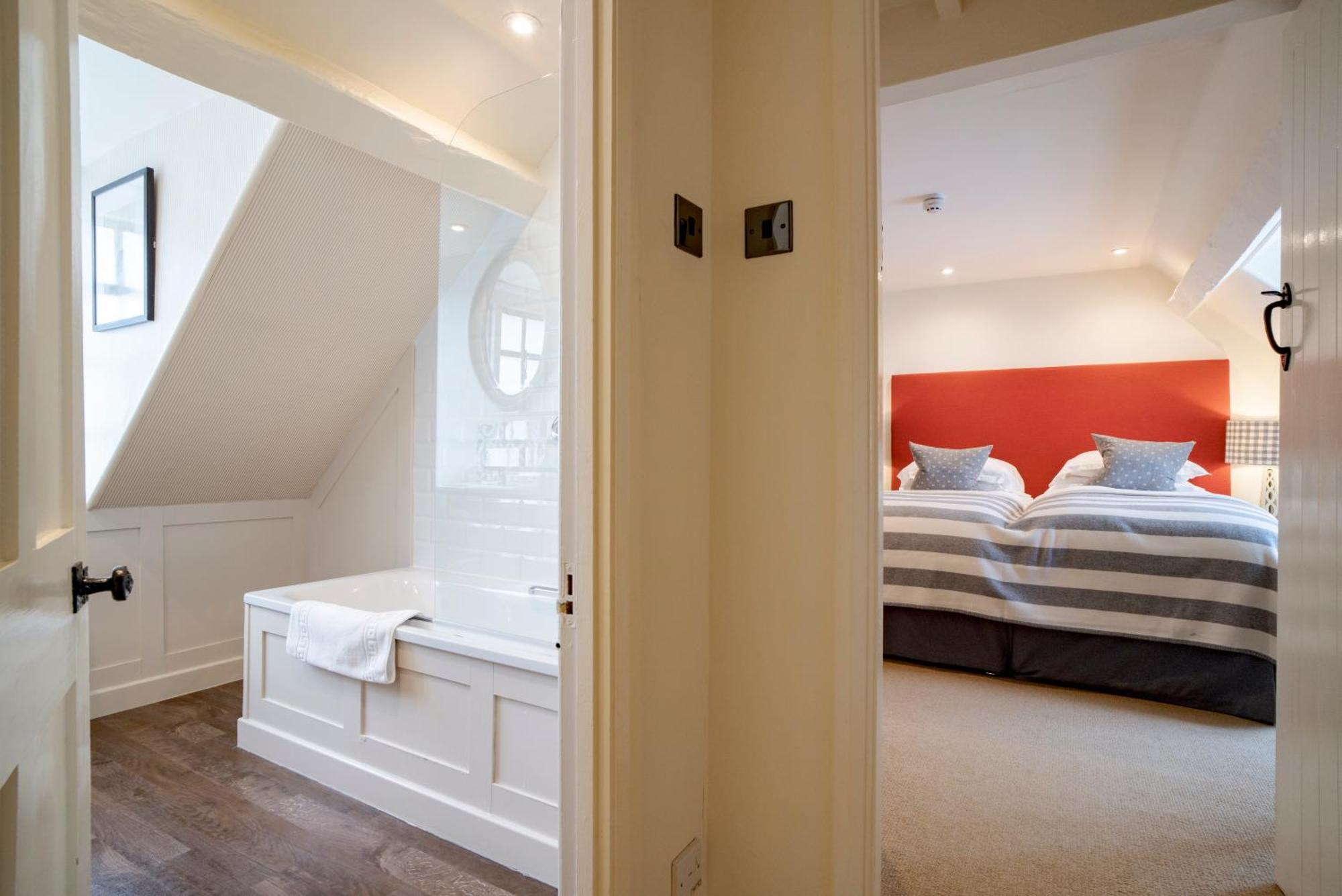 The Hare & Hounds Hotel Tetbury Zimmer foto