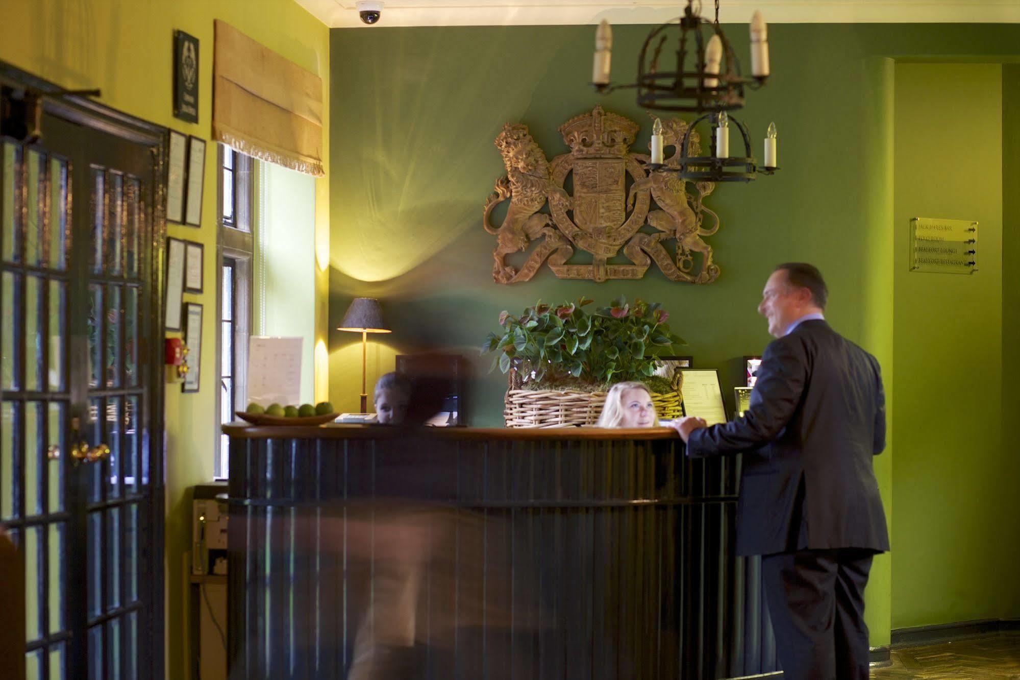 The Hare & Hounds Hotel Tetbury Exterior foto